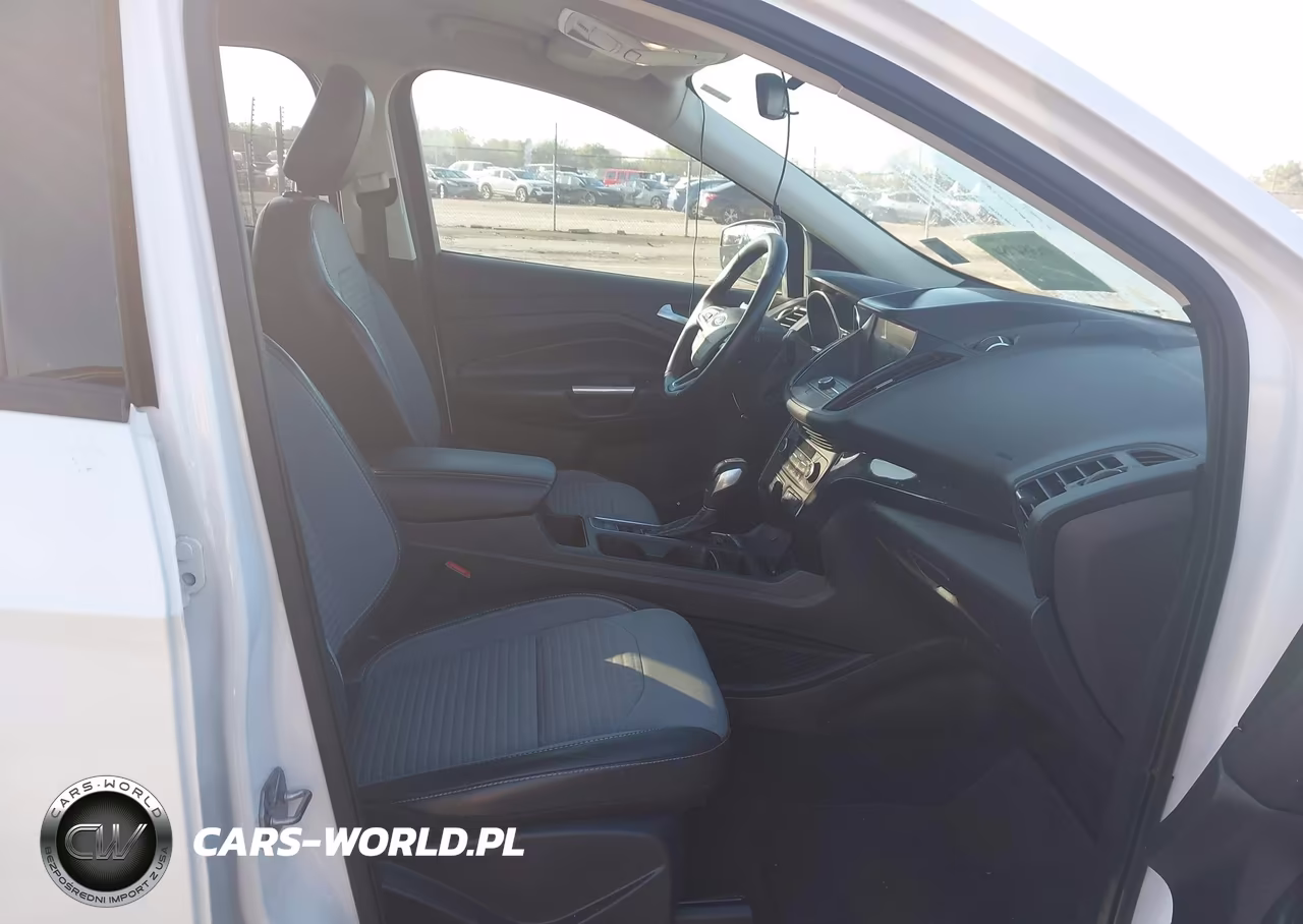 2019 Ford Escape Se VIN:1FMCU0GD7KUA58950 - 5