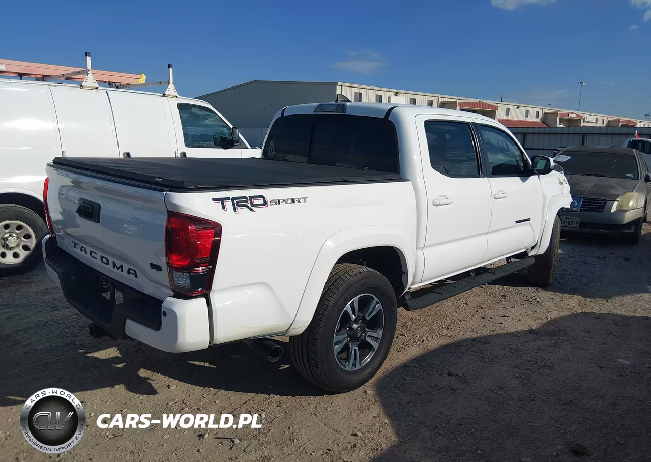 2019 Toyota Tacoma Trd Sport VIN:5TFAZ5CN3KX083965 - 4