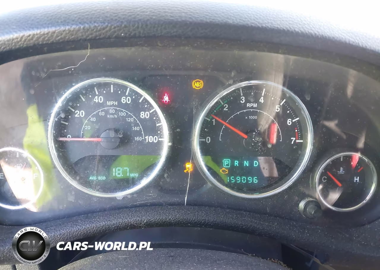 2012 Jeep Wrangler Unlimited Sport VIN:1C4BJWDG1CL200727 - 7
