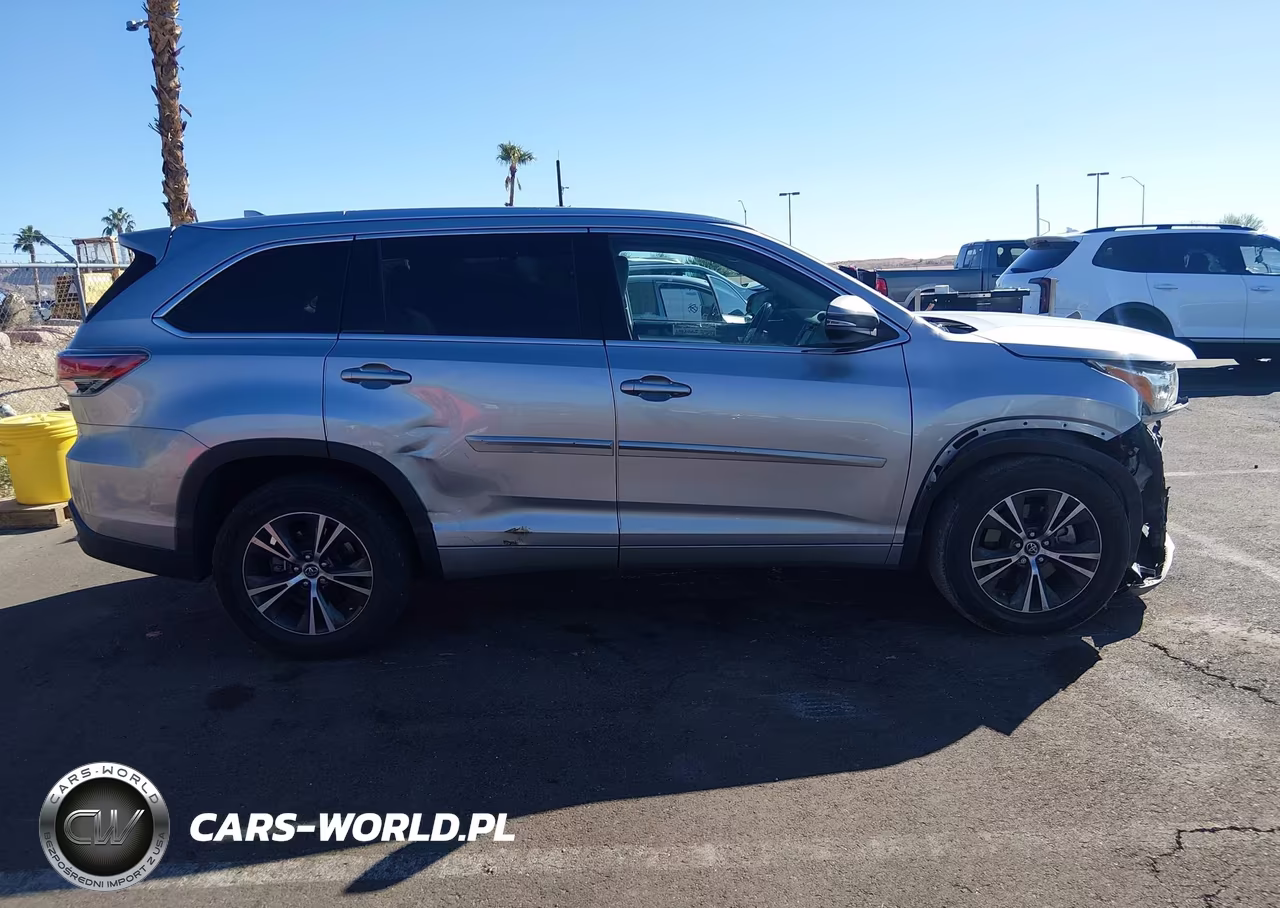 2016 Toyota Highlander Xle V6 VIN:5TDKKRFHXGS504468 - 13