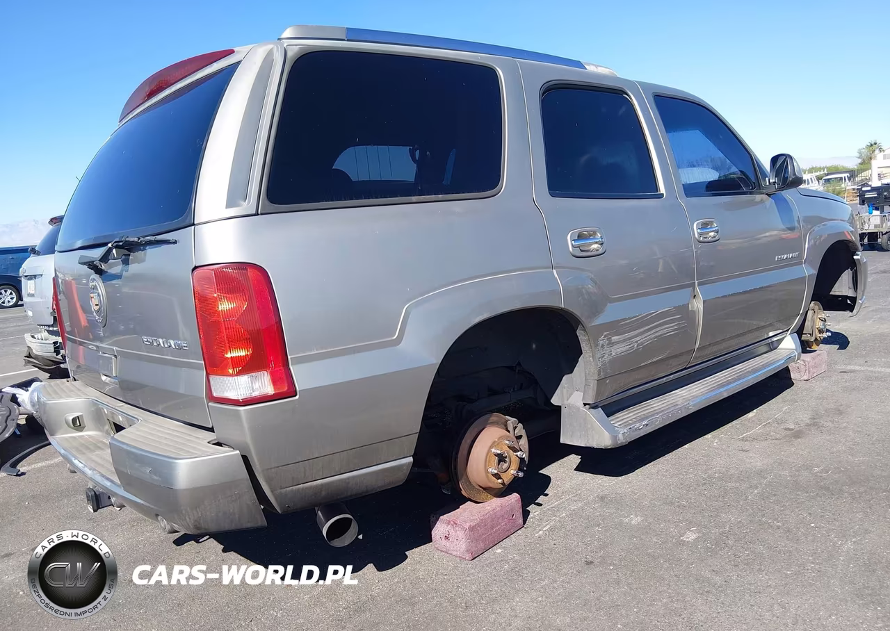 2002 Cadillac Escalade Standard VIN:1GYEK63N12R100966 - 4