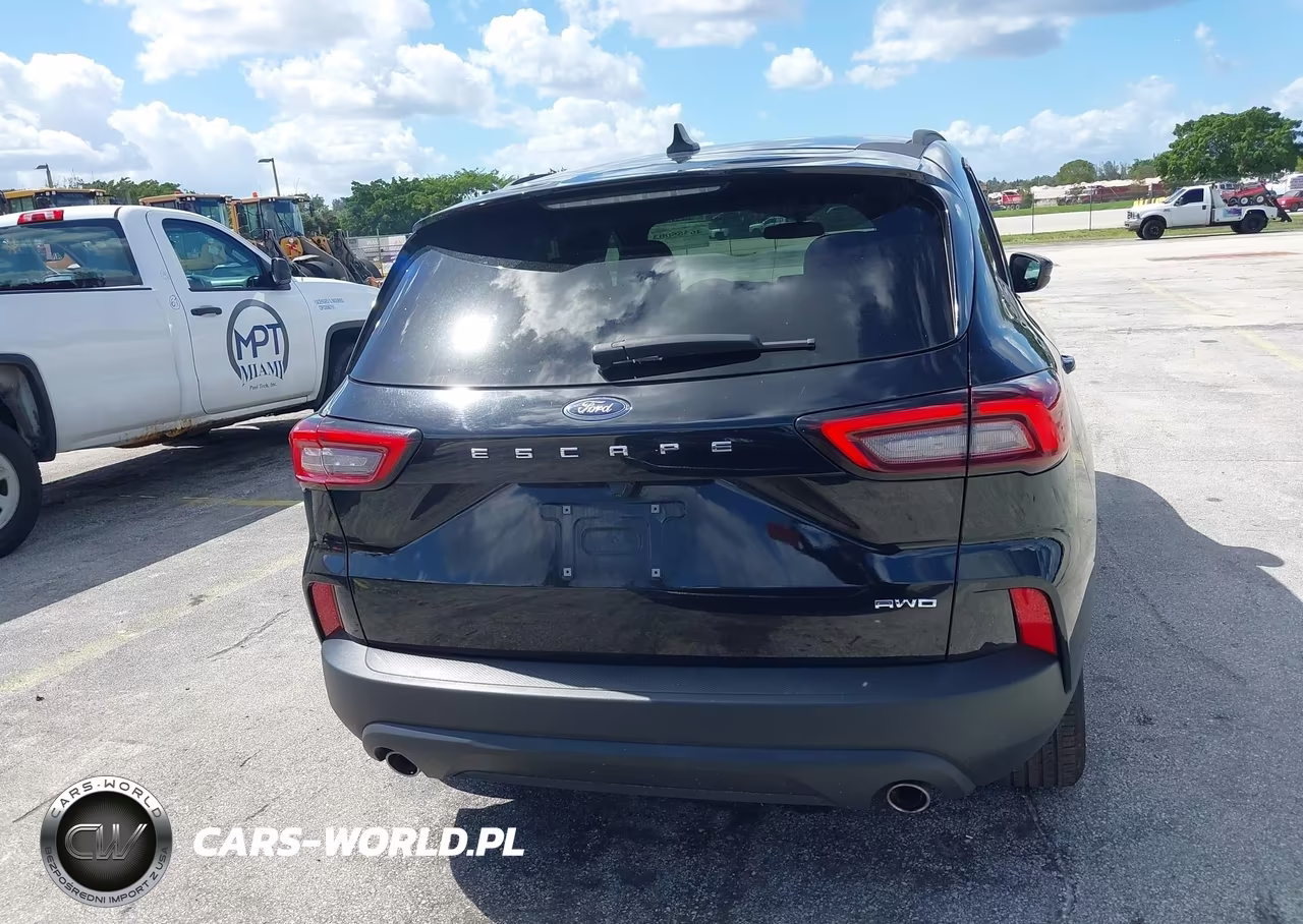 2025 Ford Escape St-Line Select VIN:1FMCU9NAXSUA44070 - 16