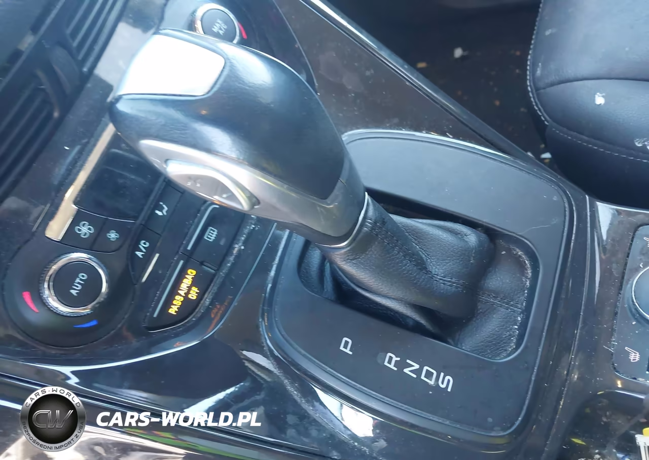 2015 Ford Escape Titanium VIN:1FMCU0JX9FUB31146 - 6