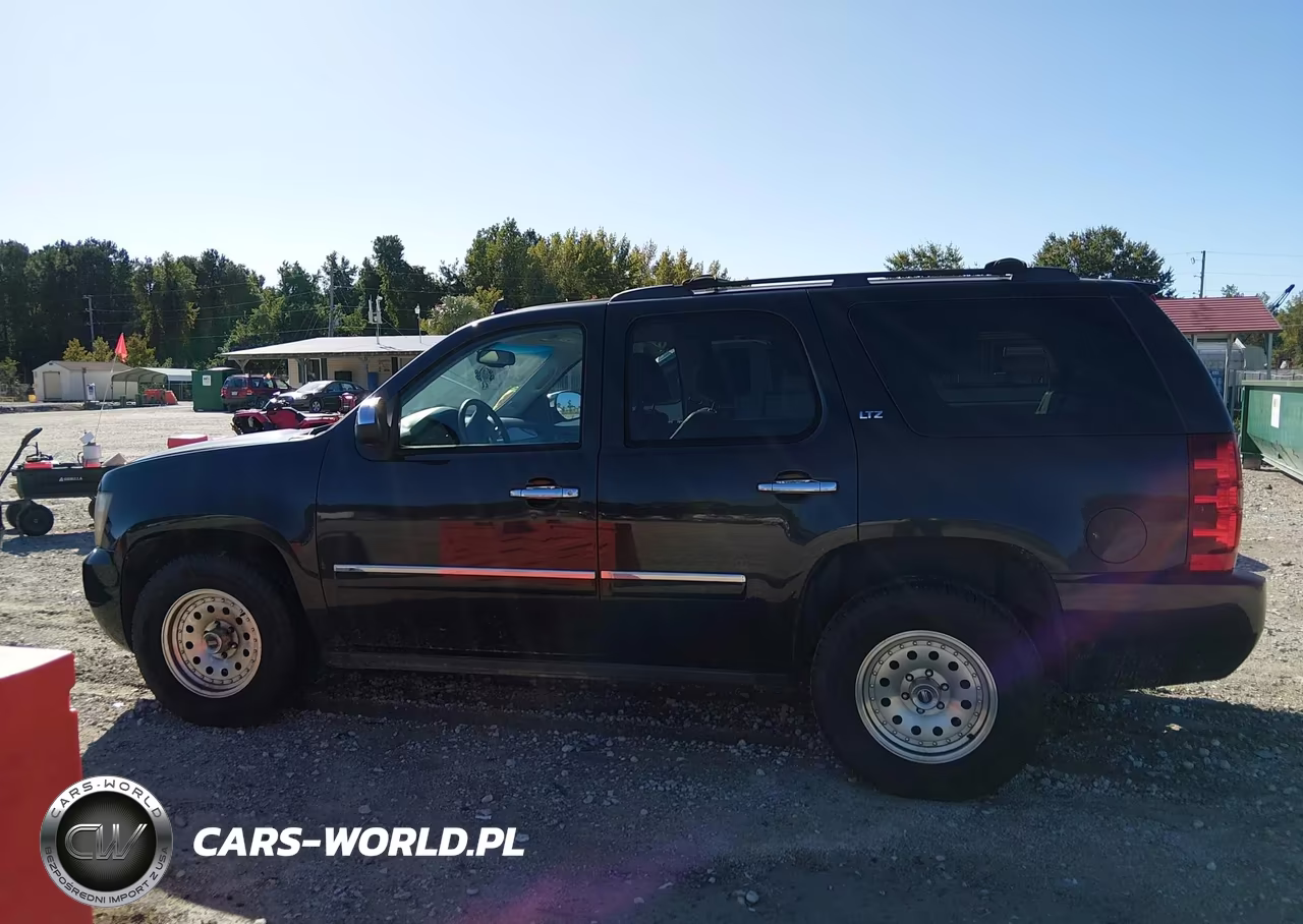 2011 Chevrolet Tahoe Ltz VIN:1GNSKCE07BR369327 - 15