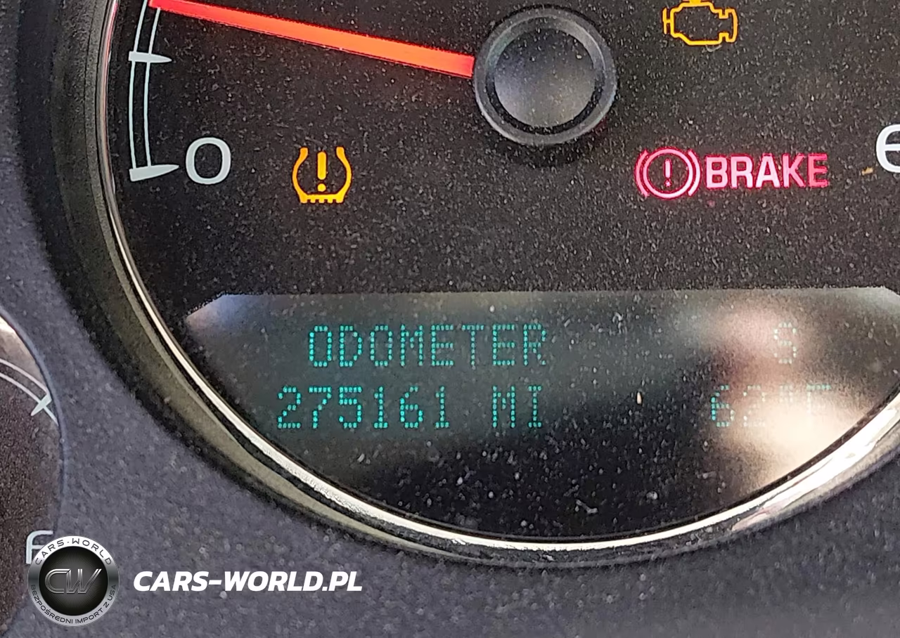 2011 Chevrolet Tahoe Ltz VIN:1GNSKCE07BR369327 - 16