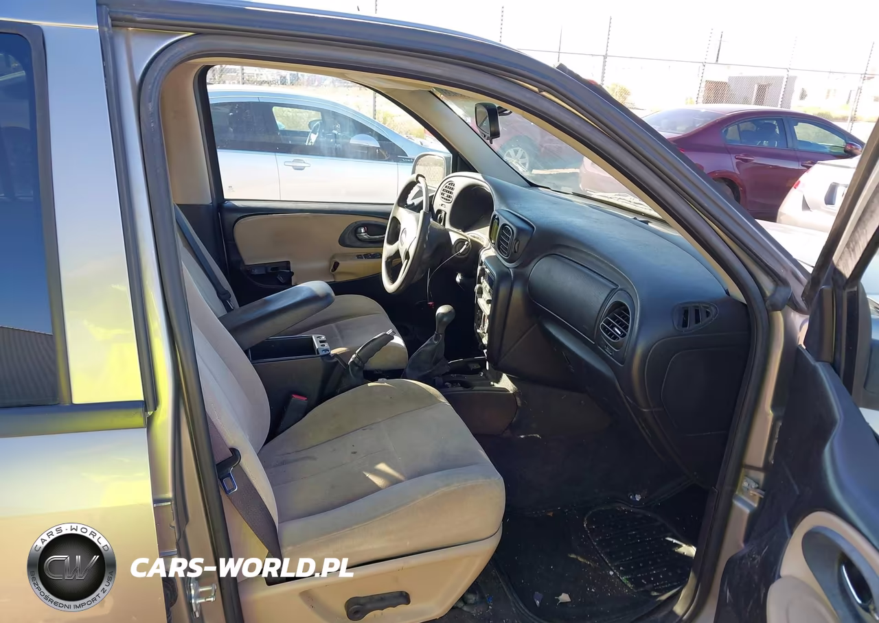 2005 Chevrolet Trailblazer Ls VIN:1GNDS13S952121403 - 5