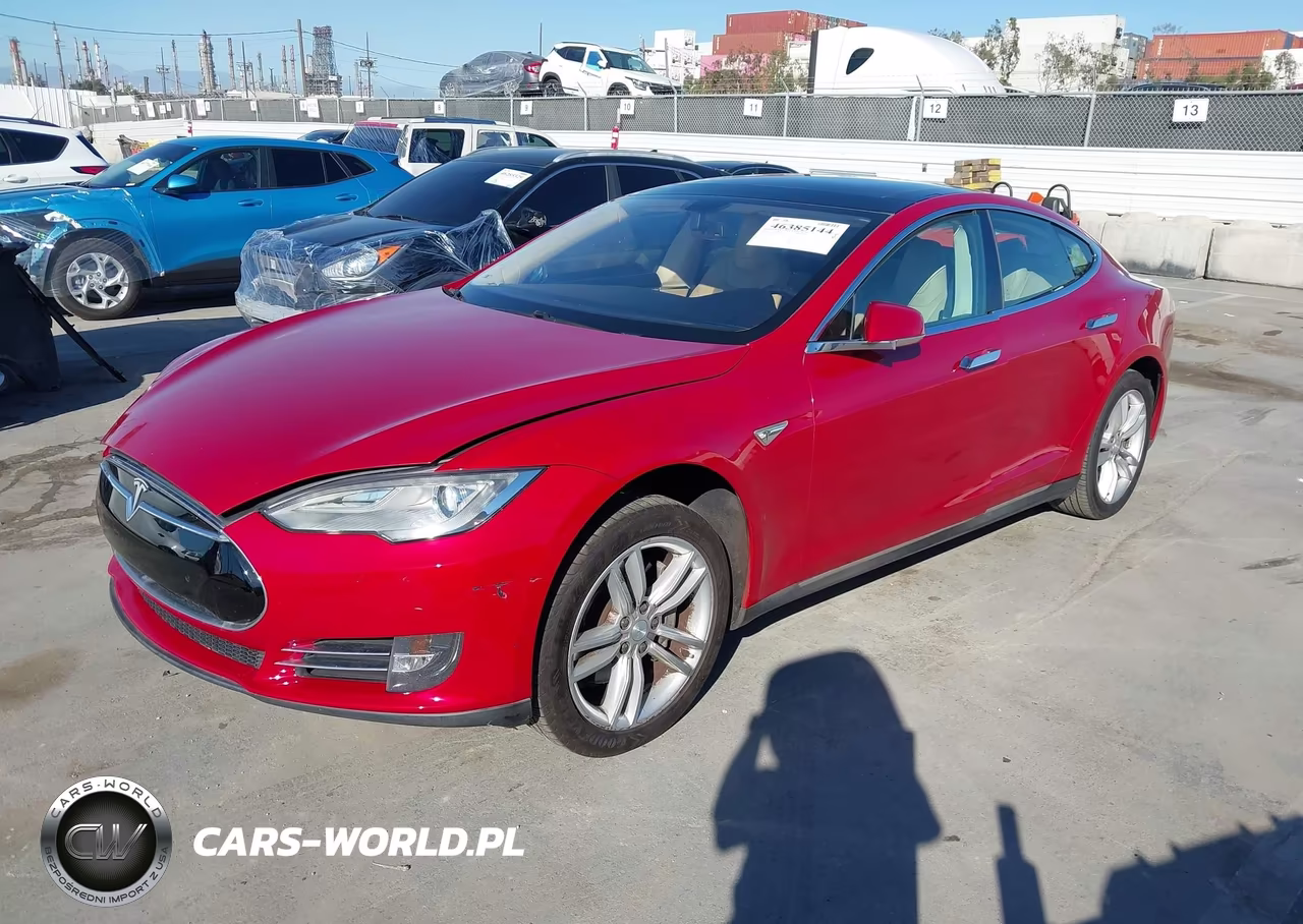 2014 Tesla Model S VIN:5YJSA1S10EFP49911 - 2