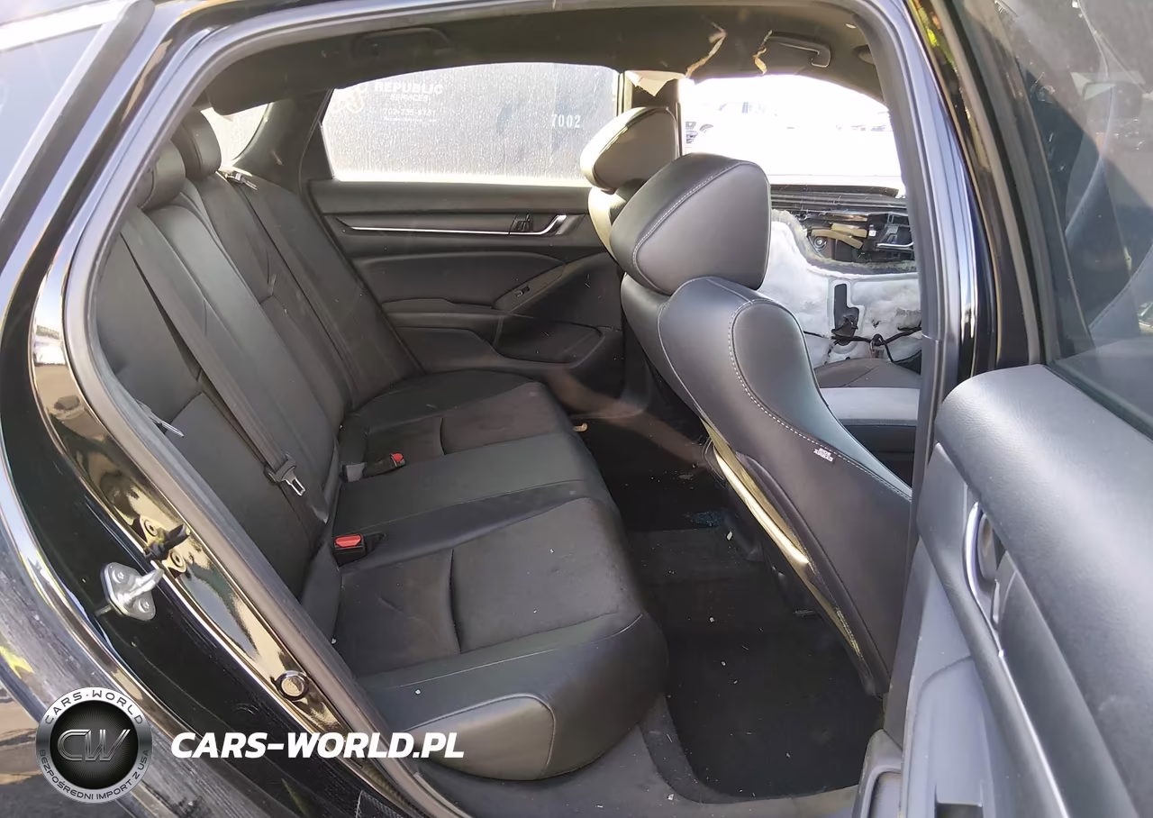 2019 Honda Accord Sport VIN:1HGCV1F3XKA164781 - 8