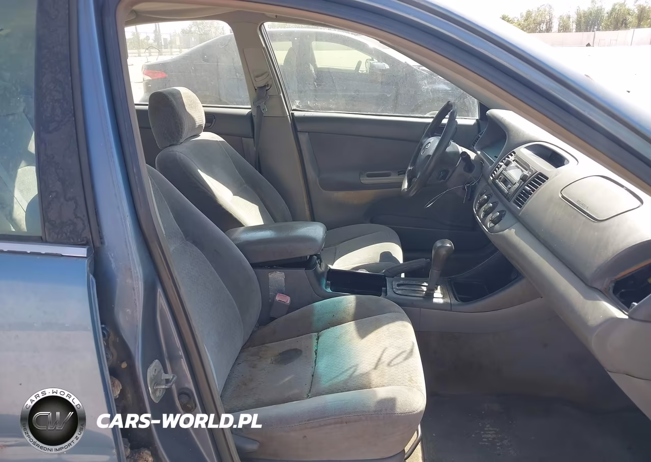 2004 Toyota Camry Le VIN:4T1BE32K24U879246 - 5