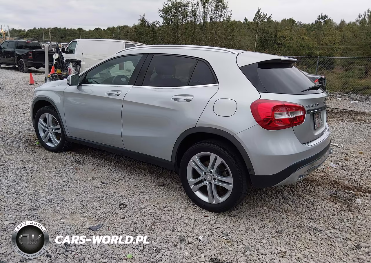 2015 Mercedes-Benz Gla 250 4Matic VIN:WDCTG4GB7FJ092034 - 3
