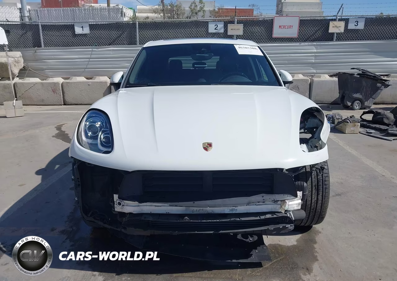 2018 Porsche Macan Sport Edition VIN:WP1AA2A53JLB22745 - 13