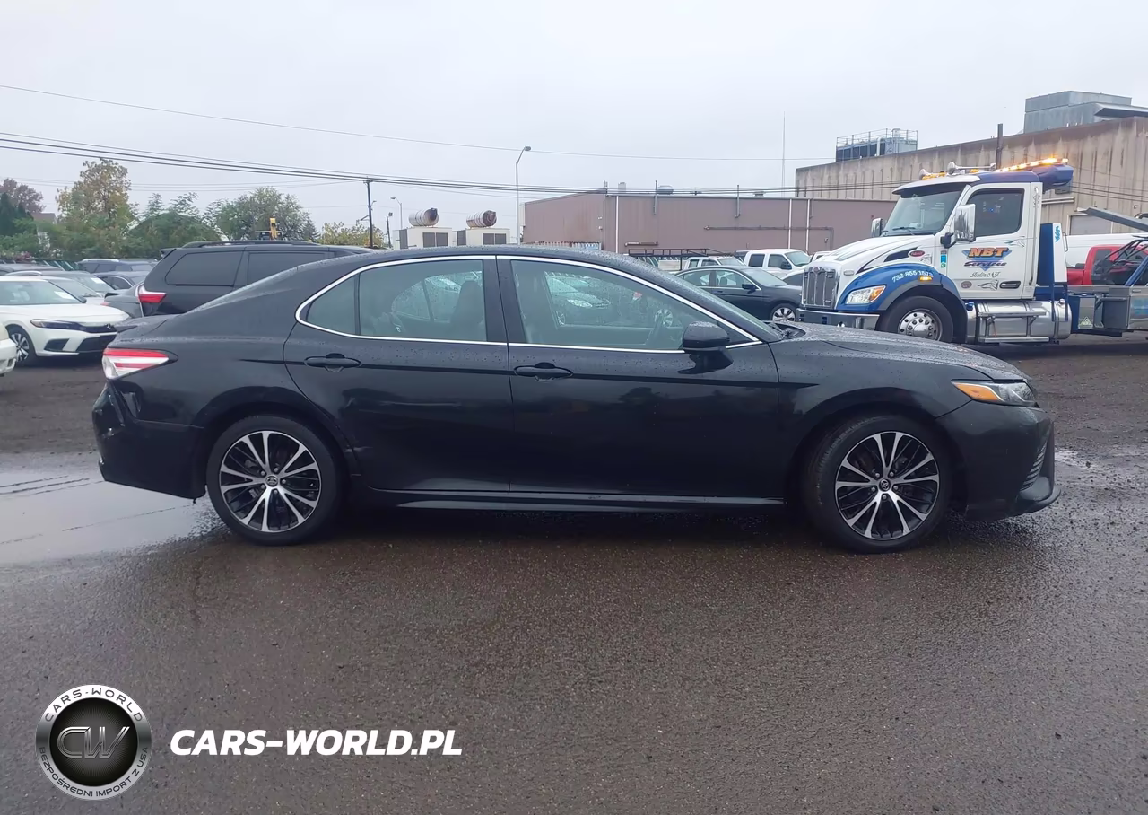 2020 Toyota Camry Se VIN:4T1G11AK5LU358219 - 13