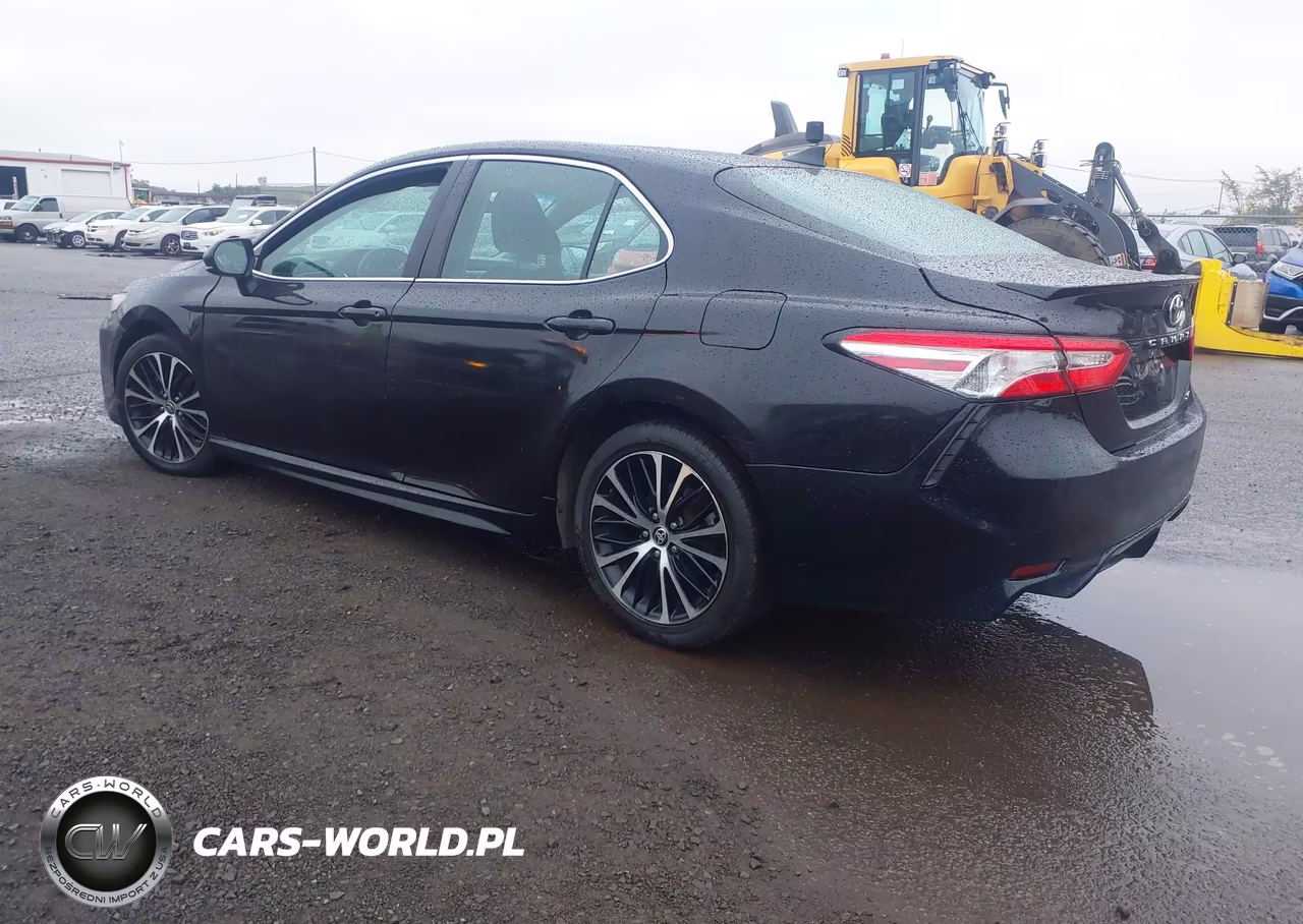 2020 Toyota Camry Se VIN:4T1G11AK5LU358219 - 3