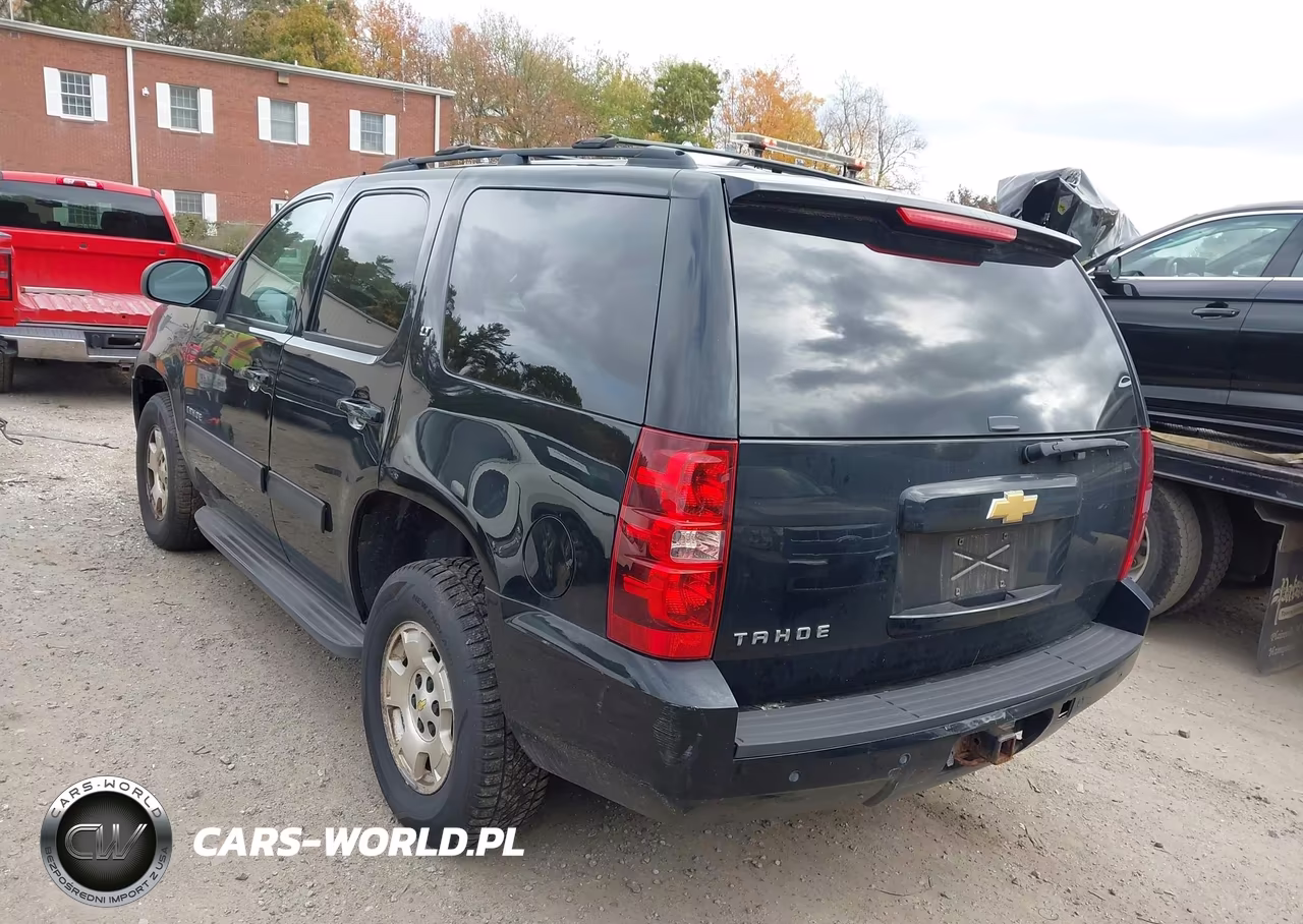 2013 Chevrolet Tahoe Lt VIN:1GNSKBE05DR344584 - 3
