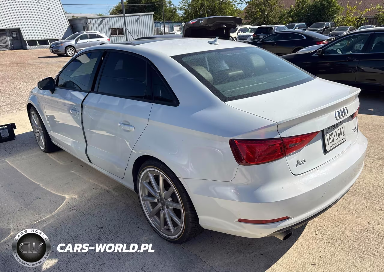2015 Audi A3 2.0T Premium VIN:WAUBFGFF6F1045701 - 3