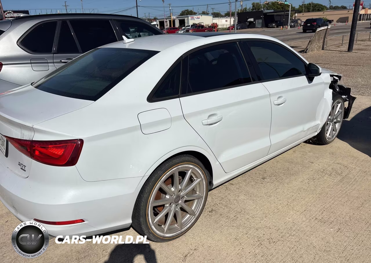 2015 Audi A3 2.0T Premium VIN:WAUBFGFF6F1045701 - 4
