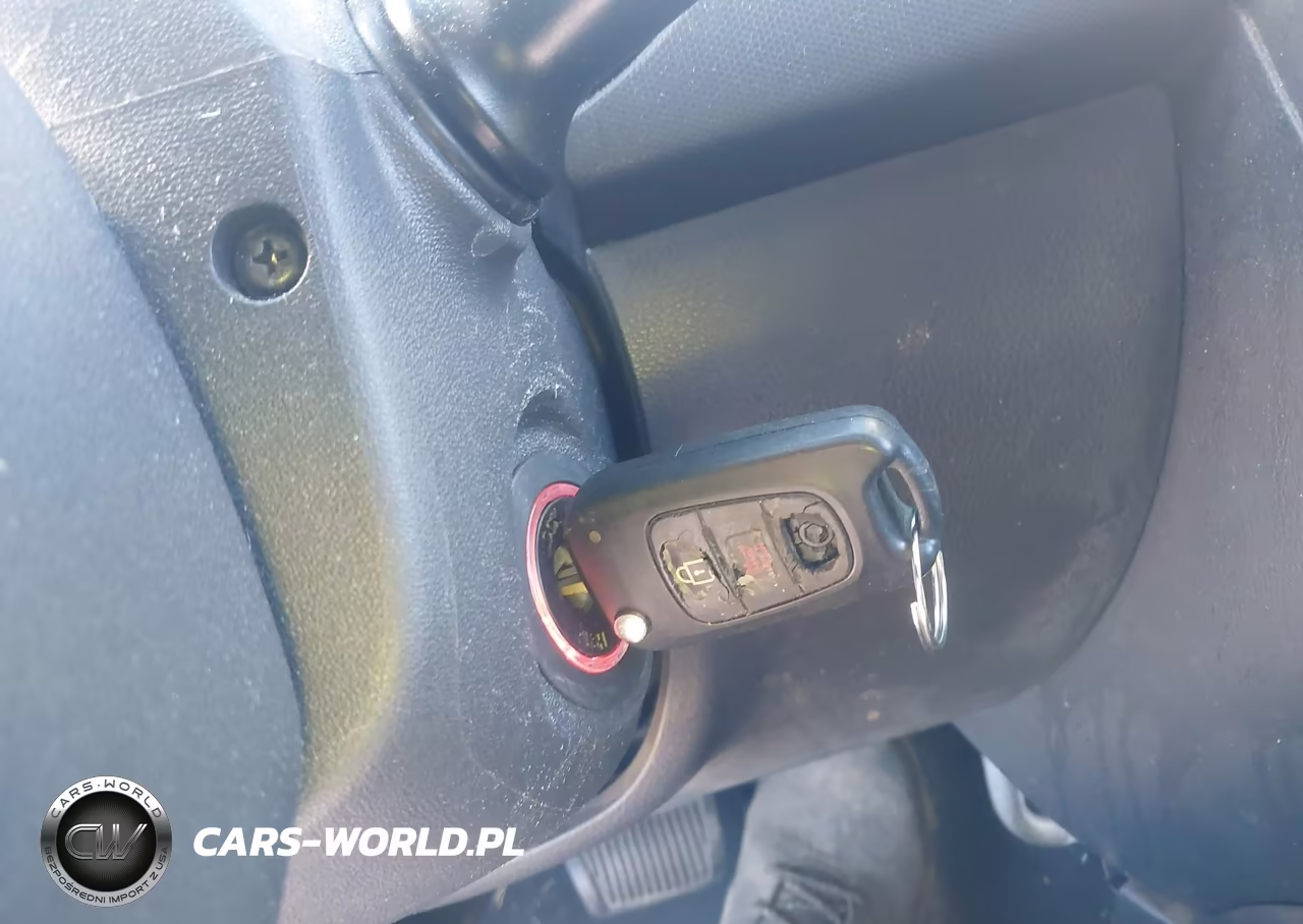 2013 Kia Soul + VIN:KNDJT2A66D7488345 - 11