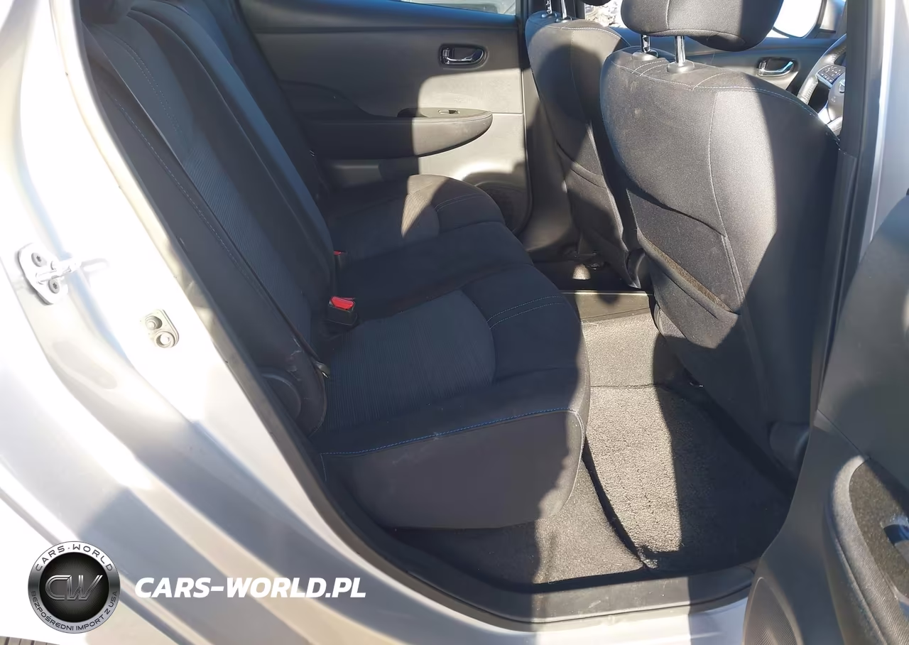 2018 Nissan Leaf Sv VIN:1N4AZ1CP3JC307645 - 8