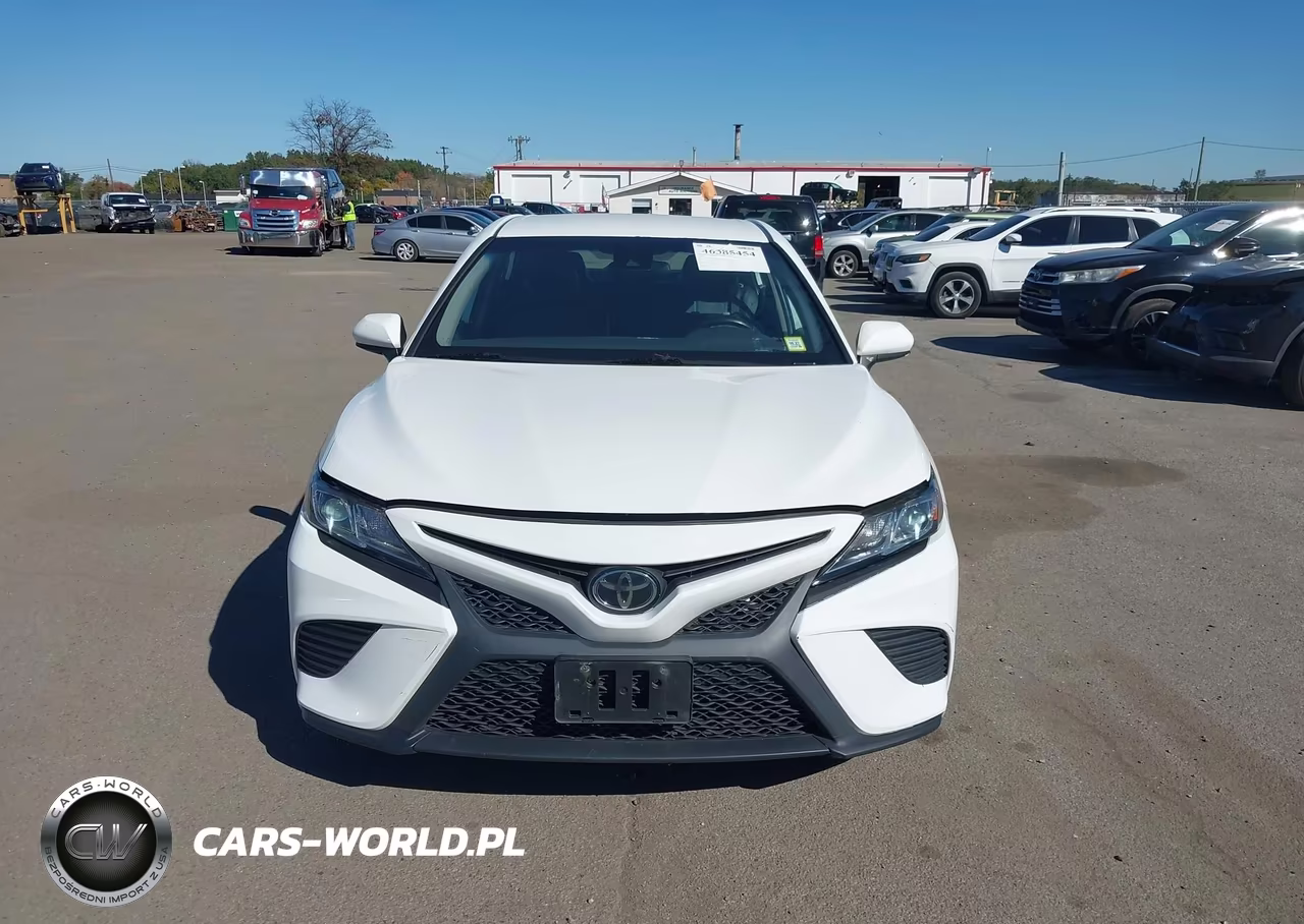 2020 Toyota Camry Se VIN:4T1G11AK3LU360406 - 12