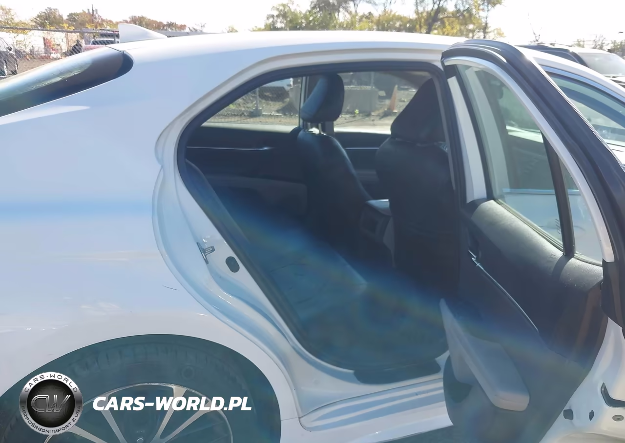 2020 Toyota Camry Se VIN:4T1G11AK3LU360406 - 8