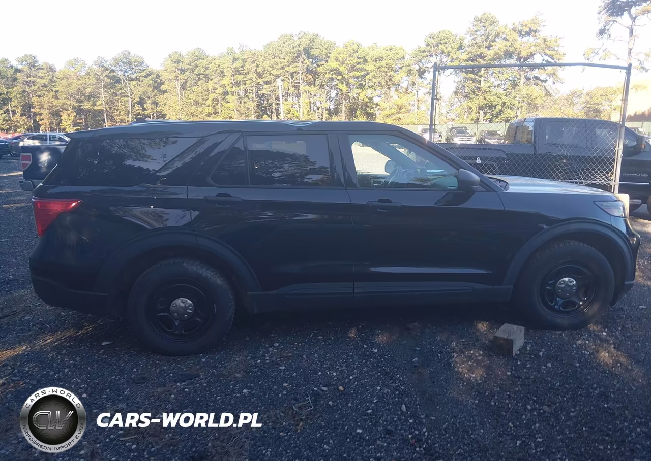 2021 Ford Explorer Police Interceptor VIN:1FM5K8ABXMGC00052 - 13