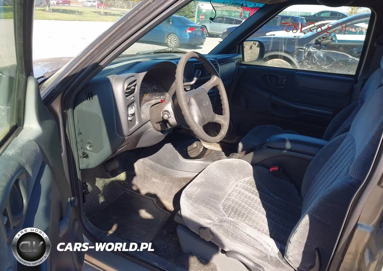 2000 Chevrolet S-10 Ls VIN:1GCCS19W3Y8310273 - 5