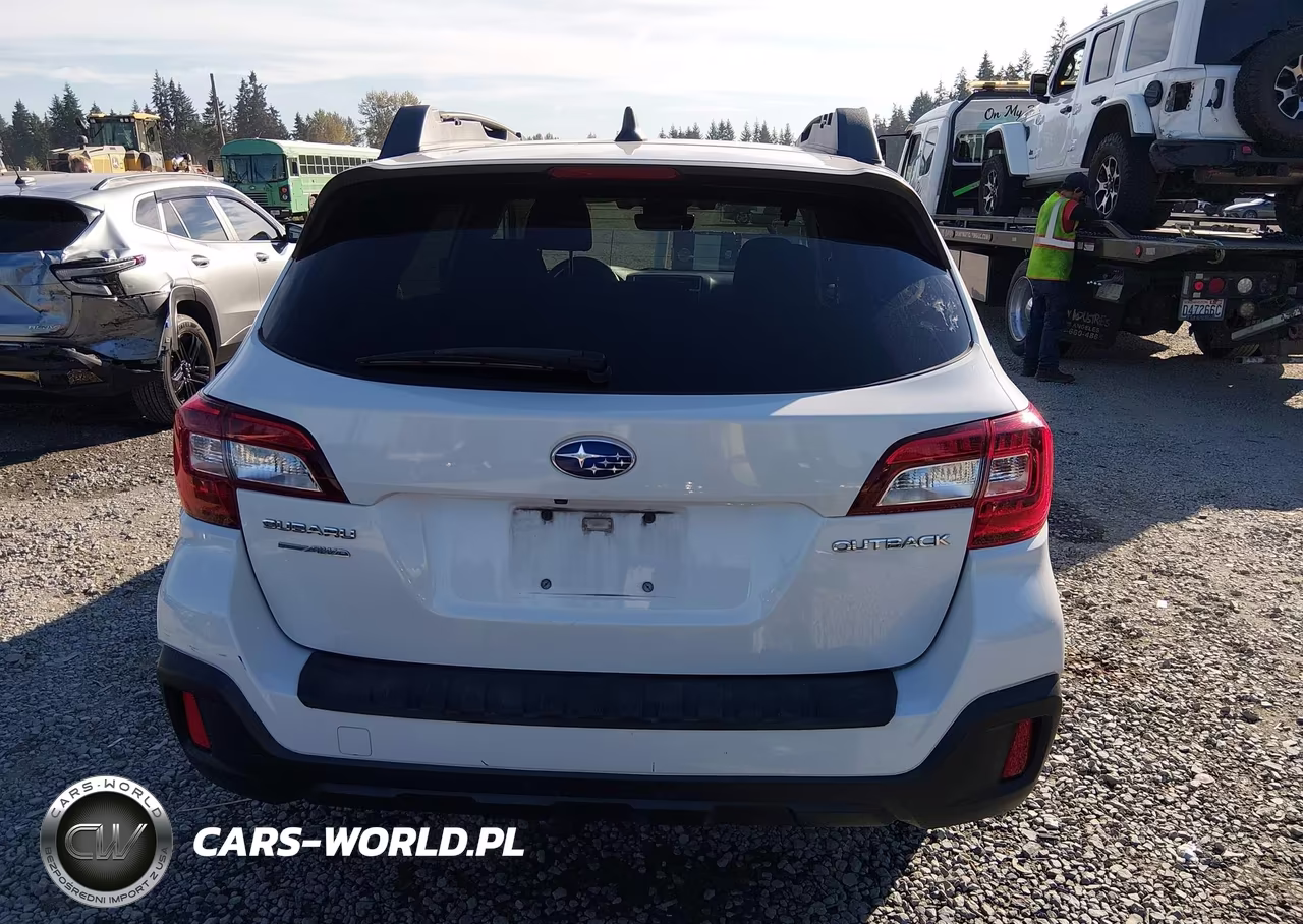 2019 Subaru Outback 2.5I Premium VIN:4S4BSAFC6K3237437 - 17