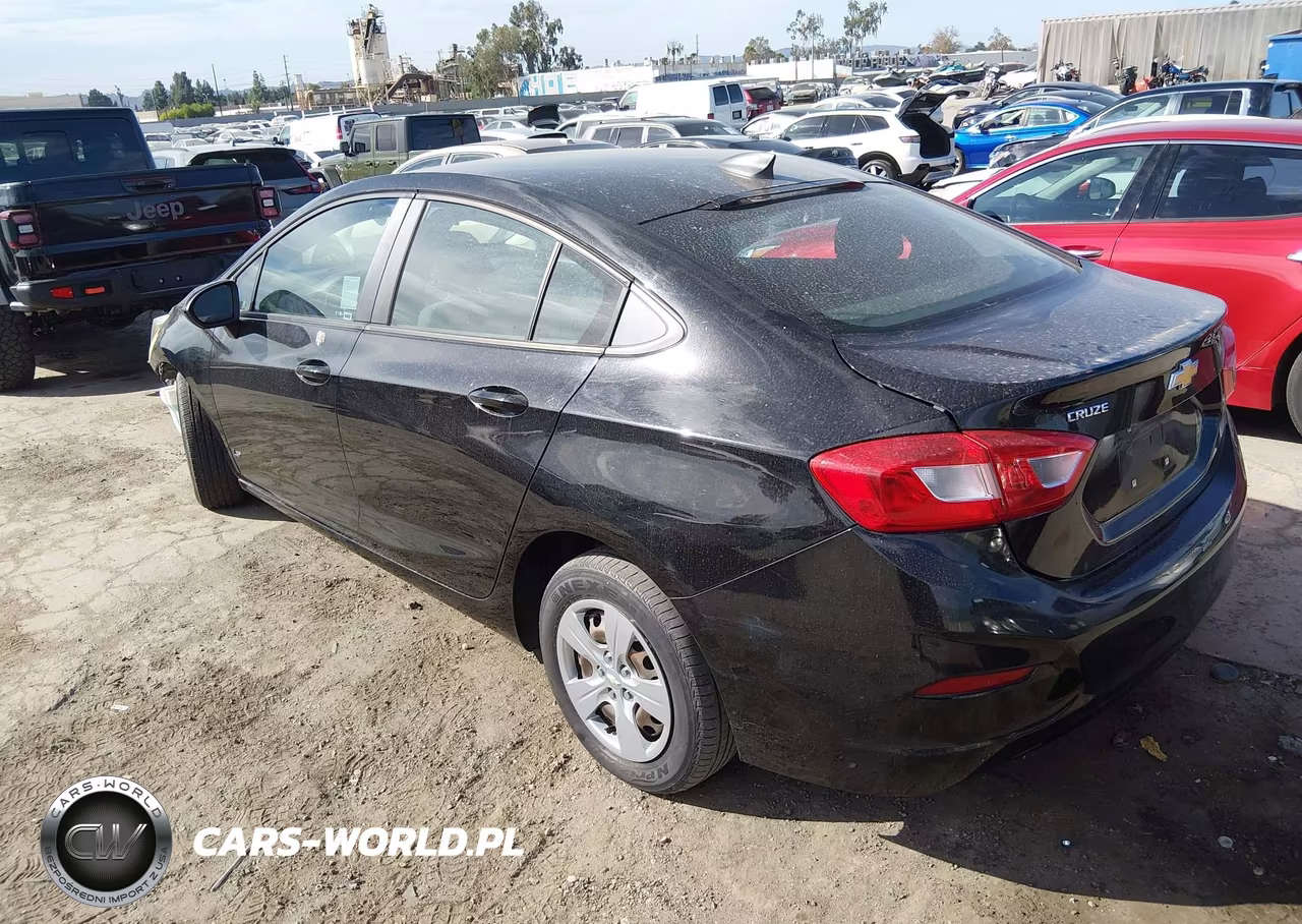 2017 Chevrolet Cruze Ls Auto VIN:1G1BC5SMXH7226281 - 3