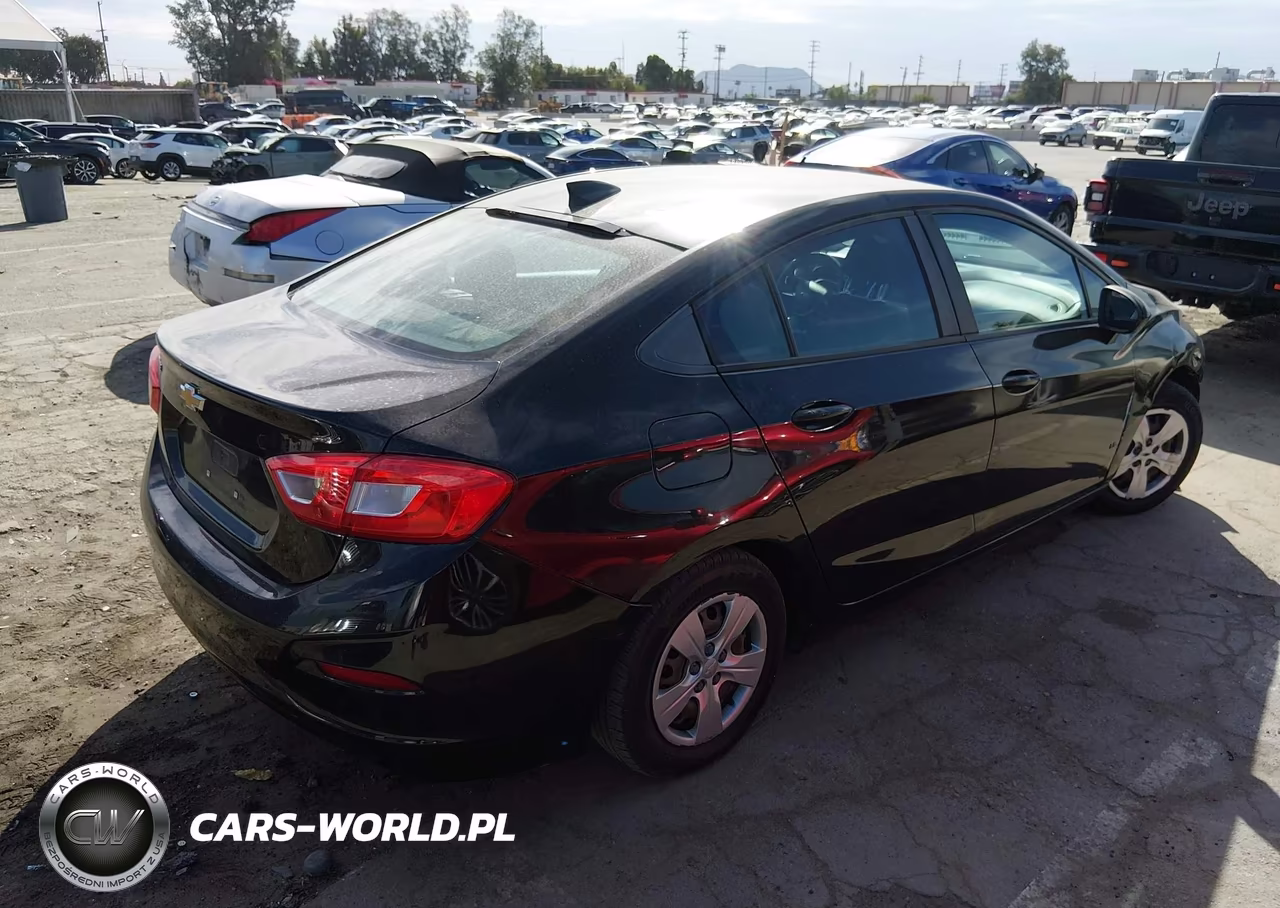 2017 Chevrolet Cruze Ls Auto VIN:1G1BC5SMXH7226281 - 4