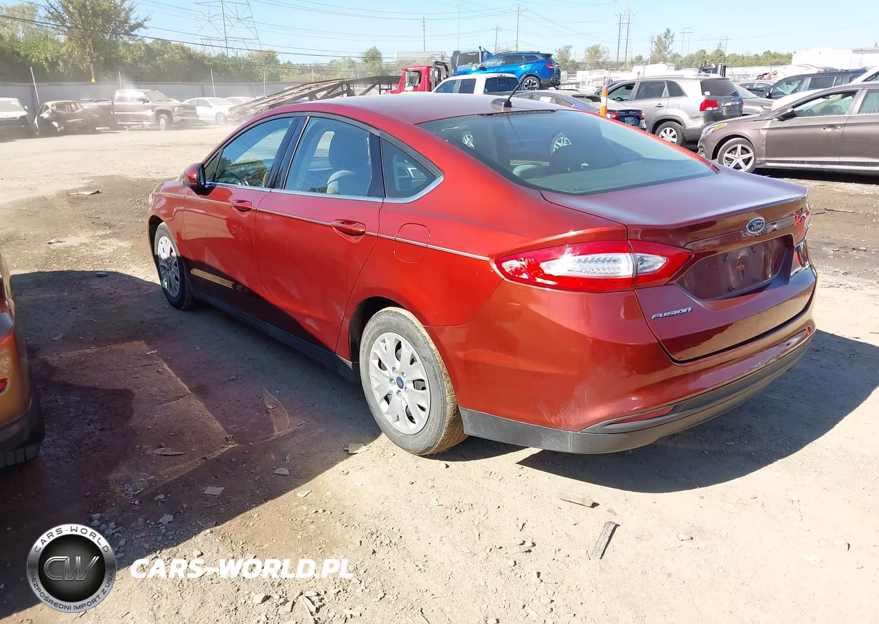 2014 Ford Fusion S VIN:3FA6P0G76ER127552 - 3