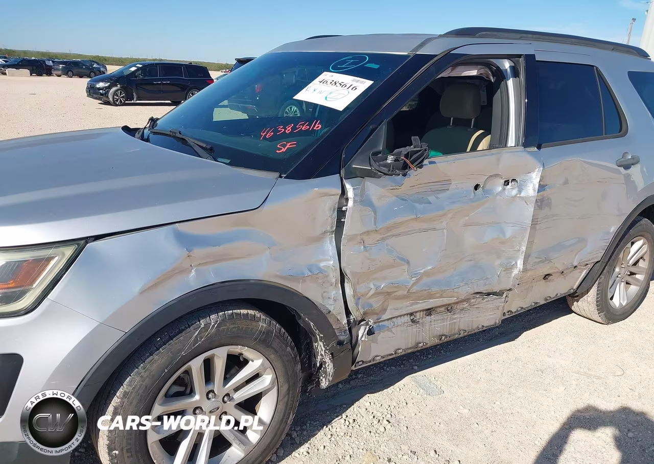 2017 Ford Explorer VIN:1FM5K7B87HGB39584 - 17