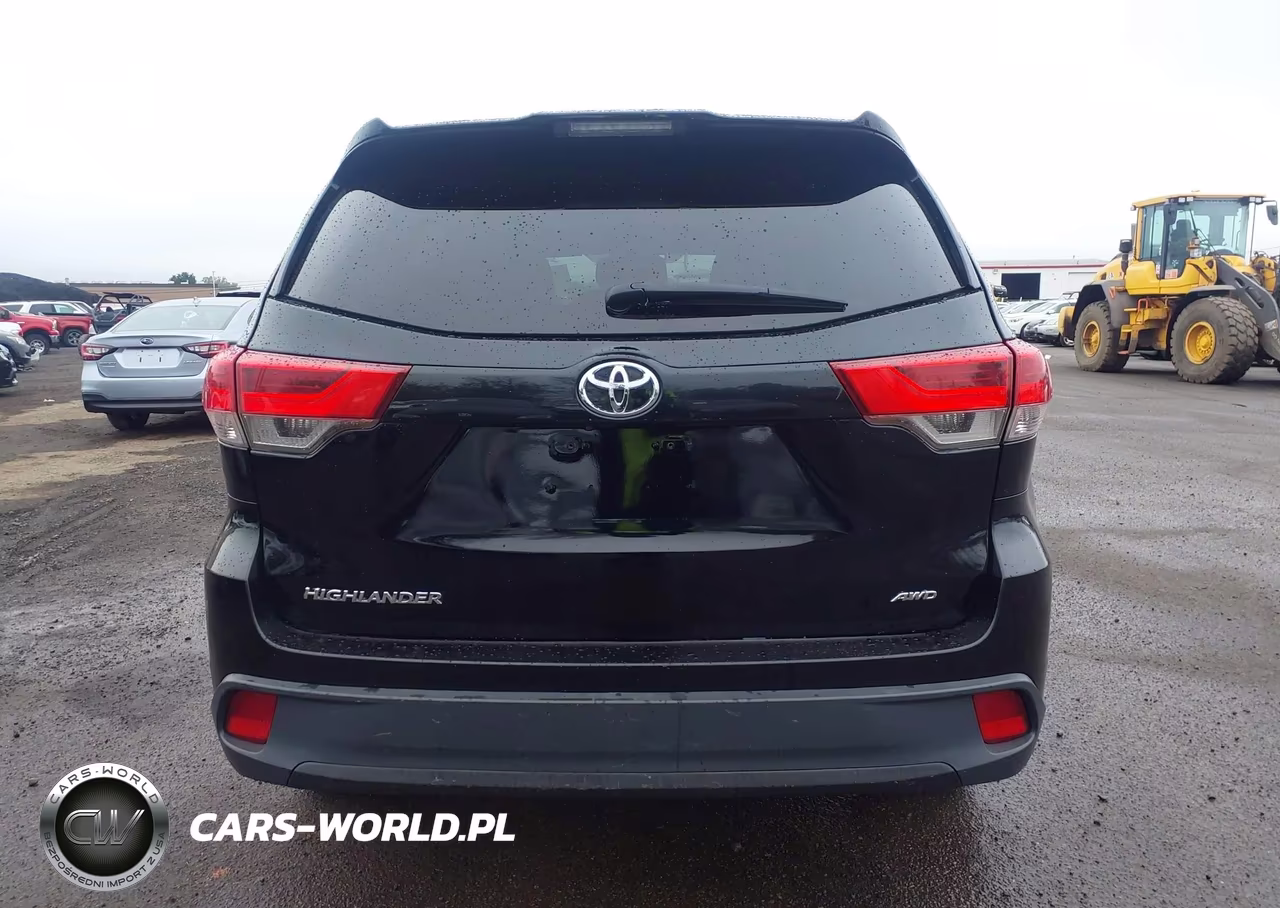 2019 Toyota Highlander Le VIN:5TDBZRFH4KS947915 - 16
