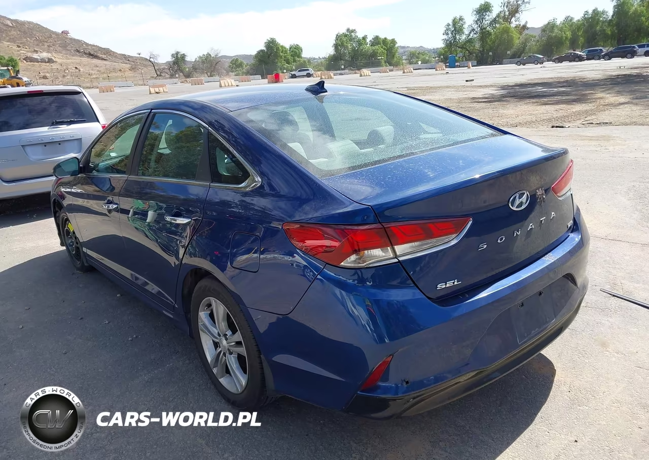 2018 Hyundai Sonata Sel VIN:5NPE34AF4JH641969 - 3