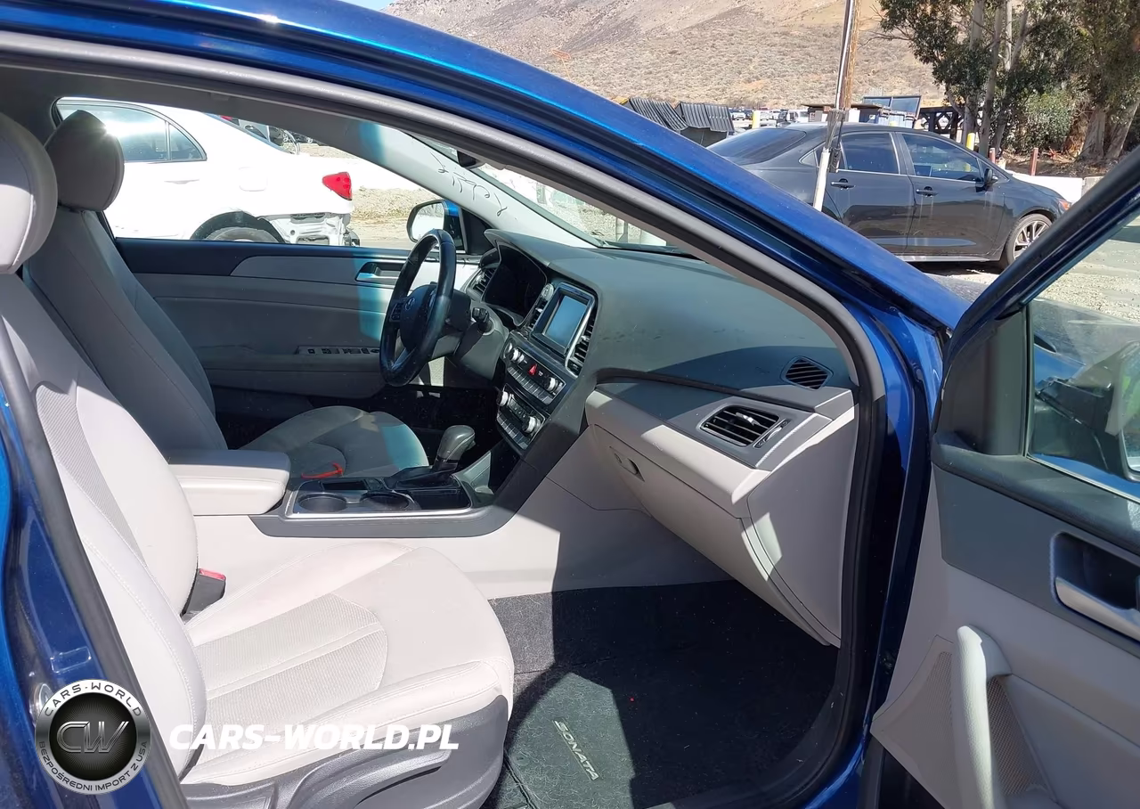 2018 Hyundai Sonata Sel VIN:5NPE34AF4JH641969 - 5