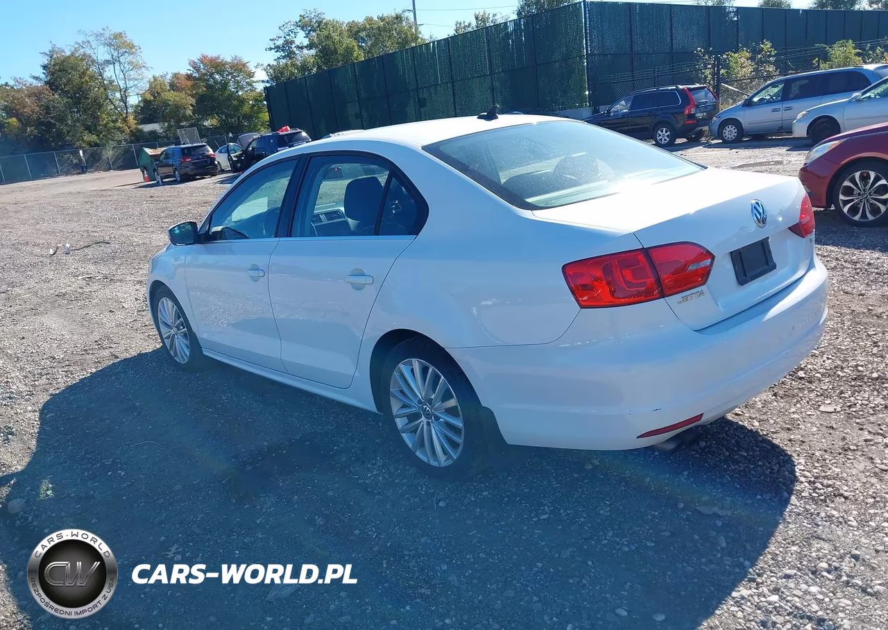 2014 Volkswagen Jetta 1.8T Sel VIN:3VWL17AJ5EM409736 - 3