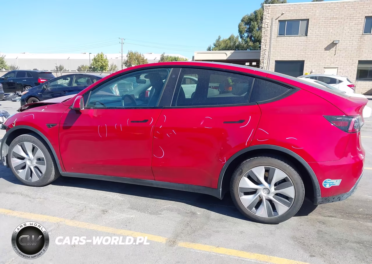 2021 Tesla Model Y Long Range Dual Motor All-Wheel Drive VIN:5YJYGDEEXMF217640 - 17