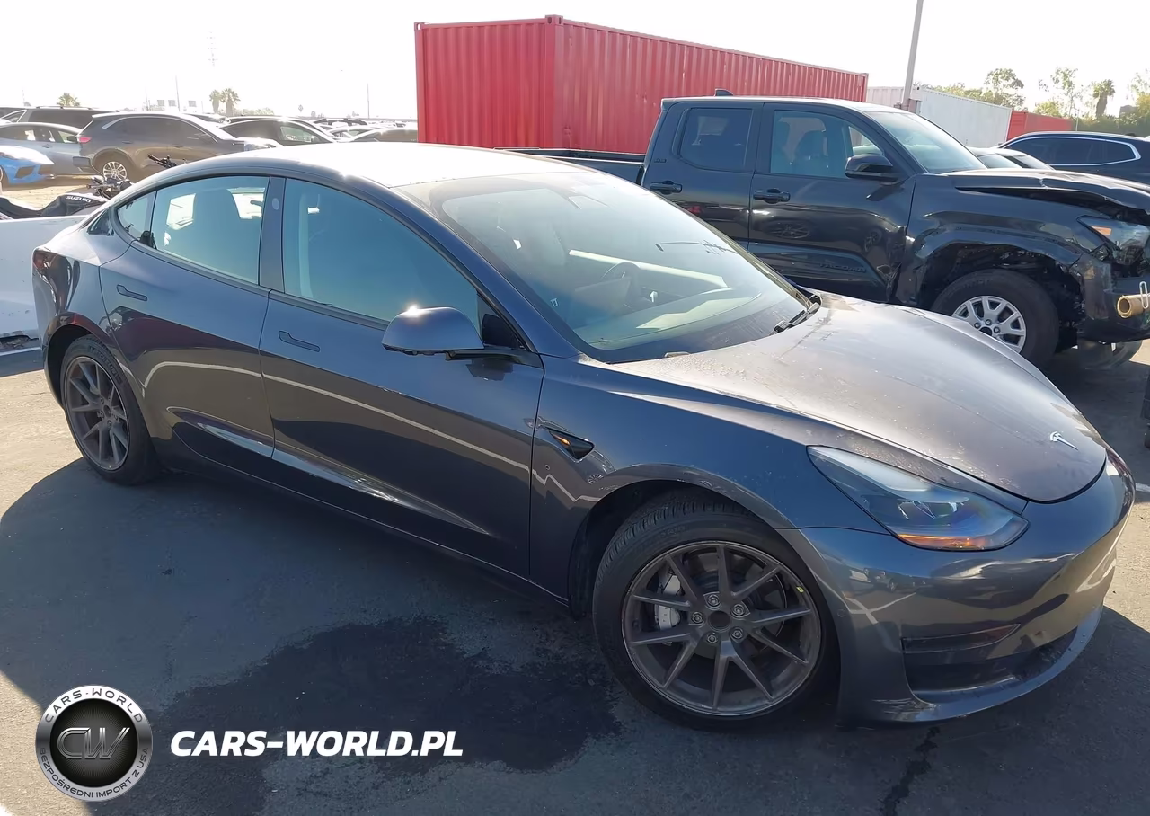 2021 Tesla Model 3 Standard Range Plus Rear-Wheel Drive