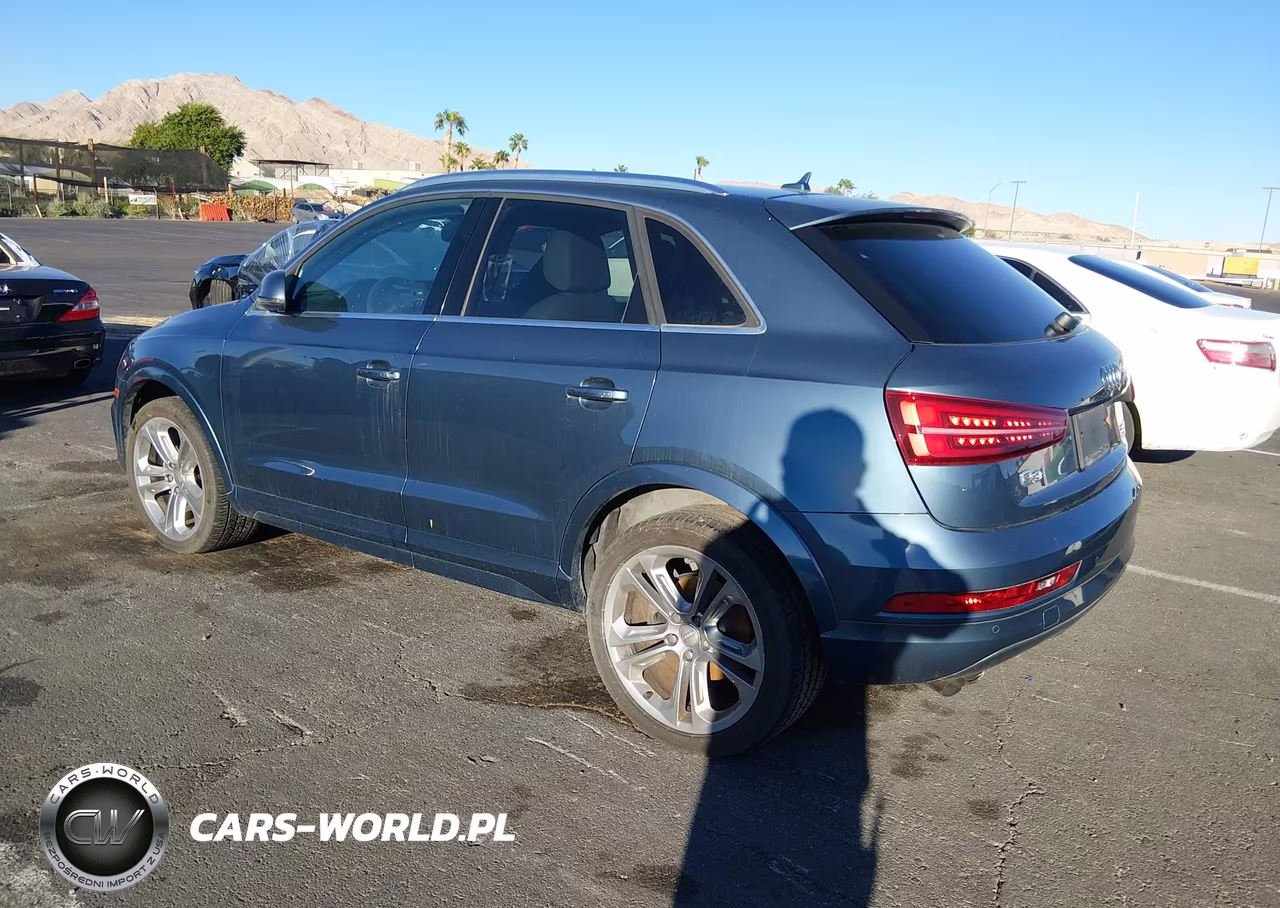 2016 Audi Q3 Premium Plus VIN:WA1EFCFS0GR010011 - 3