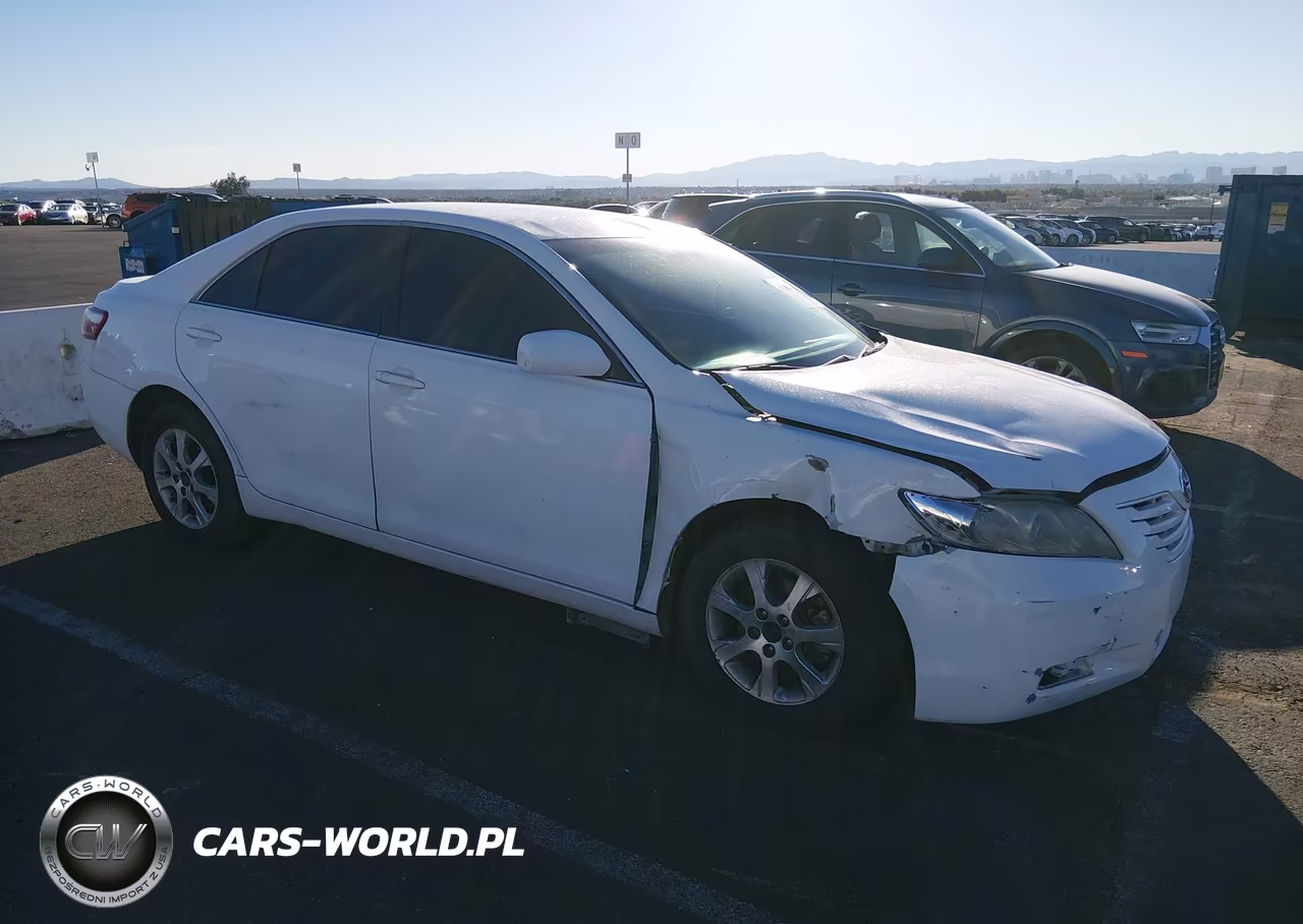 2008 Toyota Camry Le – zdjęcie 1 z 17