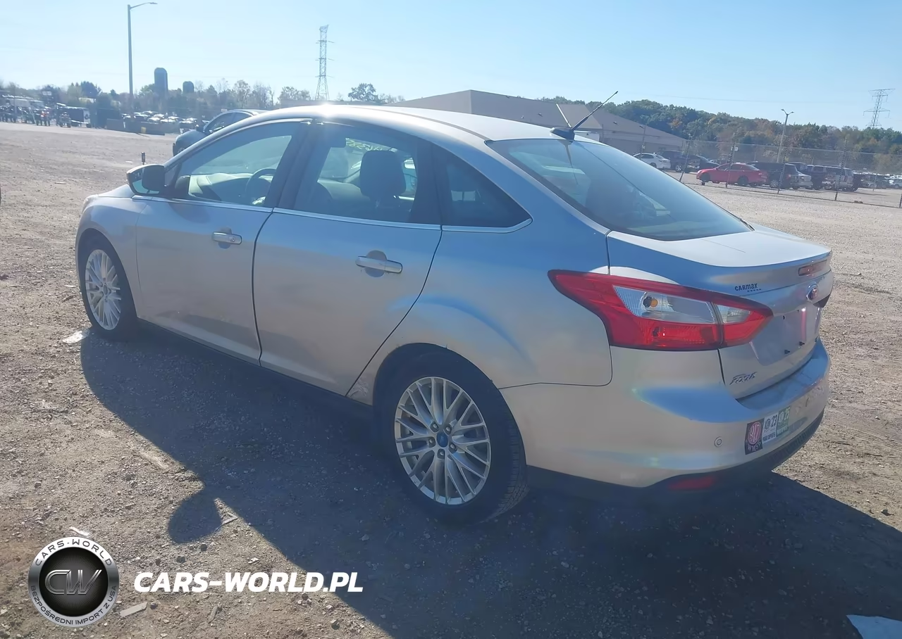 2012 Ford Focus Sel VIN:1FAHP3H28CL200722 - 3