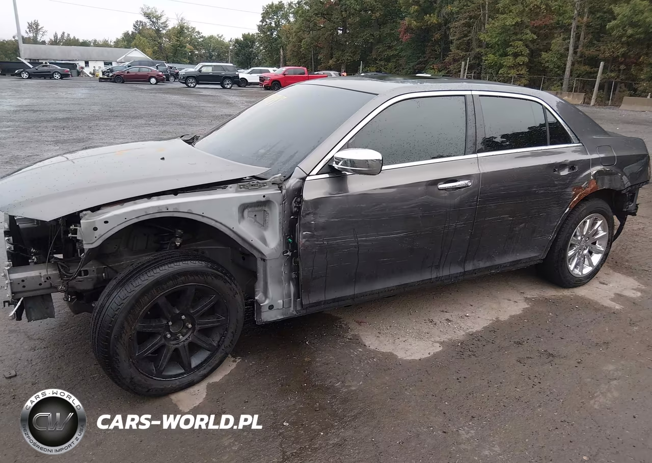 2014 Chrysler 300C VIN:2C3CCAET6EH380675 - 6