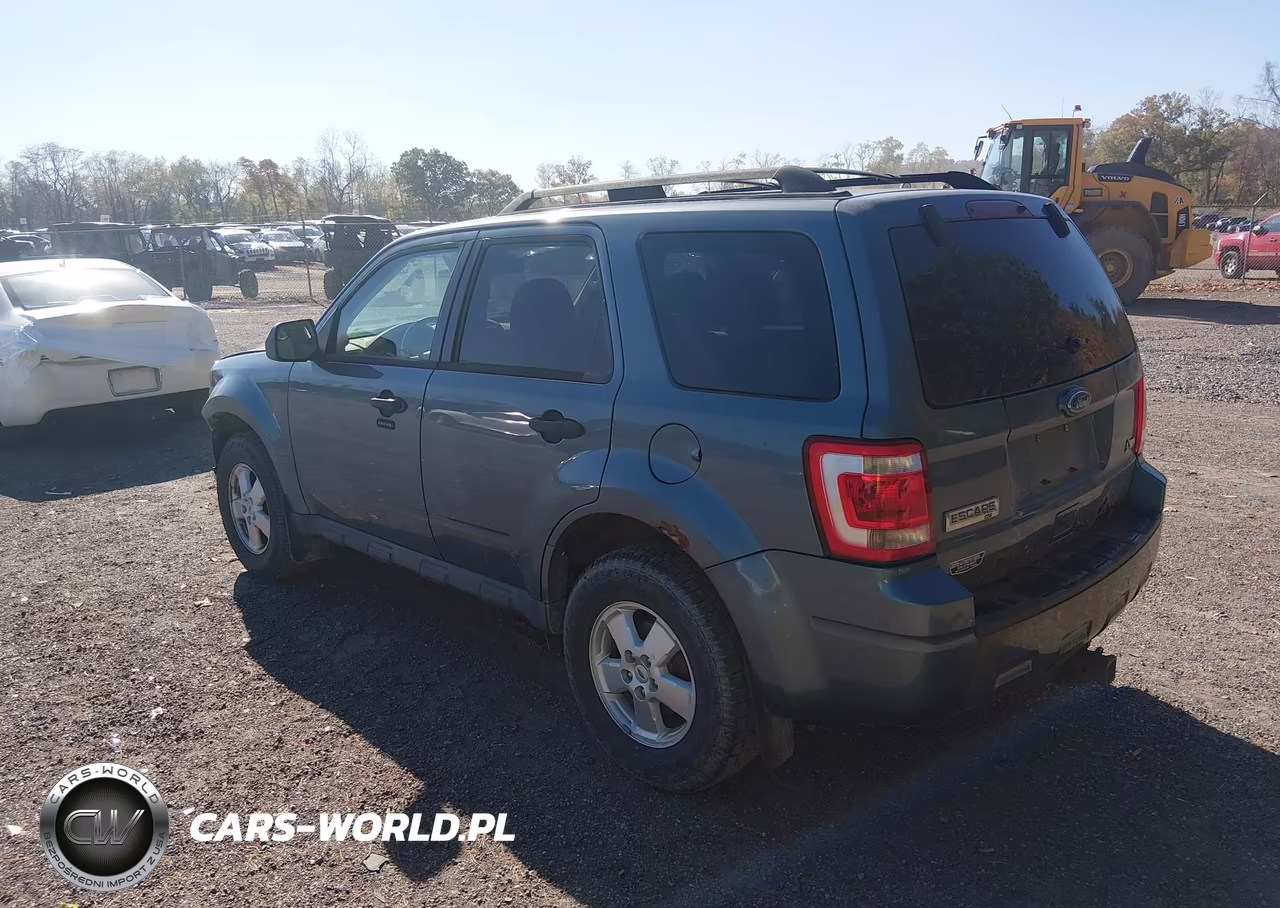 2012 Ford Escape Xlt VIN:1FMCU9DG9CKA99564 - 3