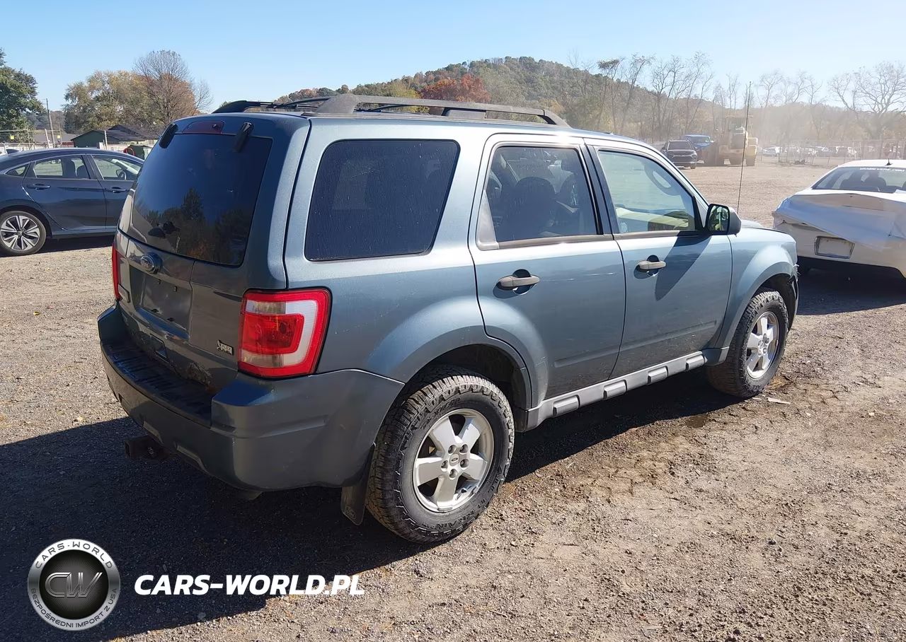 2012 Ford Escape Xlt VIN:1FMCU9DG9CKA99564 - 4