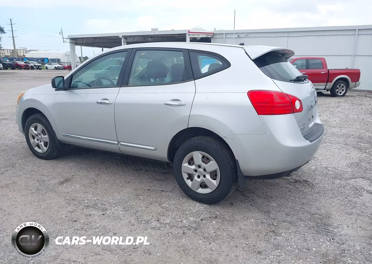 2013 Nissan Rogue S VIN:JN8AS5MT8DW515030 - 3