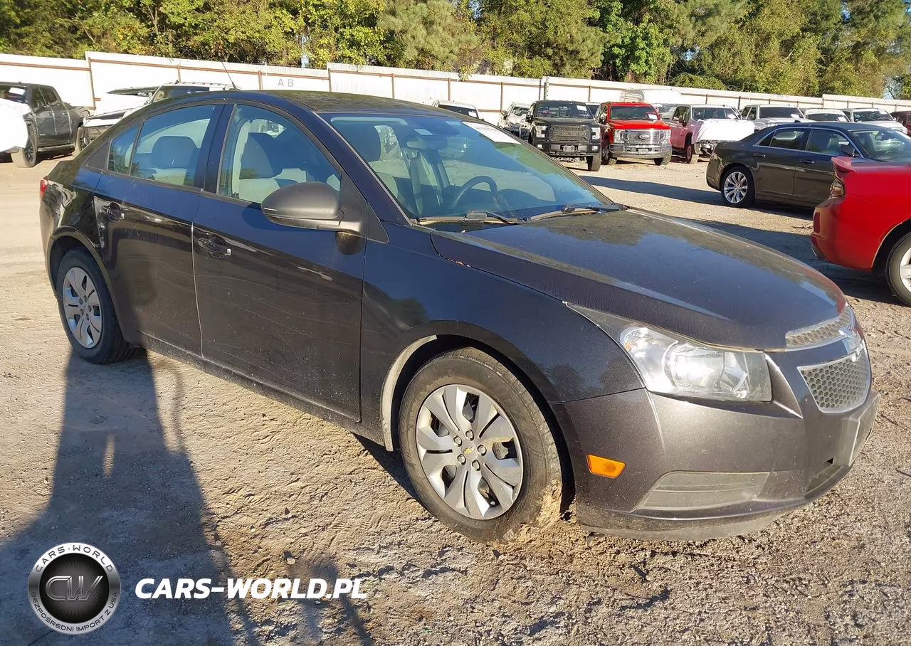 2014 Chevrolet Cruze Ls Auto VIN:1G1PA5SH2E7211686 - 1