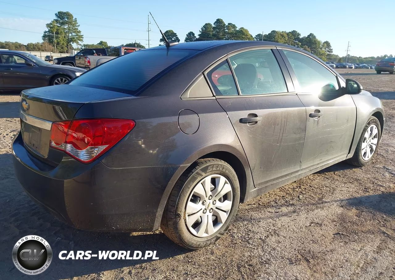 2014 Chevrolet Cruze Ls Auto VIN:1G1PA5SH2E7211686 - 4