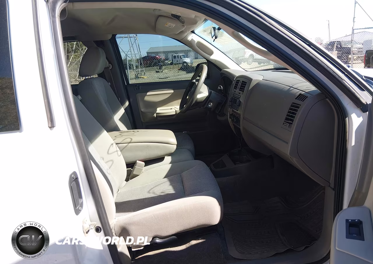 2007 Dodge Dakota Slt VIN:1D7HE42K07S137342 - 5