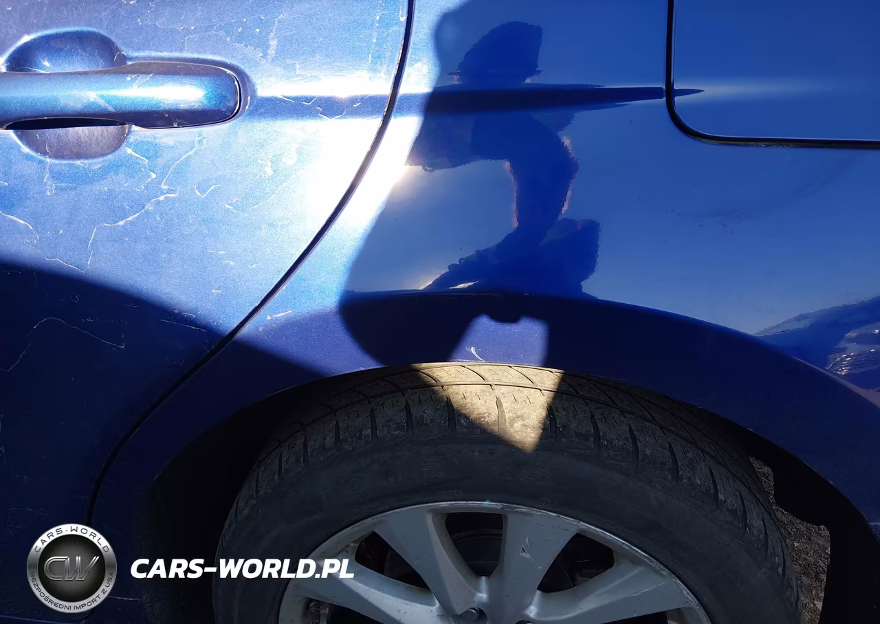 2018 Toyota Camry Le VIN:4T1B11HK1JU513748 - 20