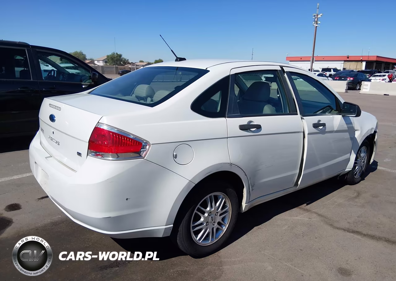 2009 Ford Focus Se VIN:1FAHP35N69W129770 - 4