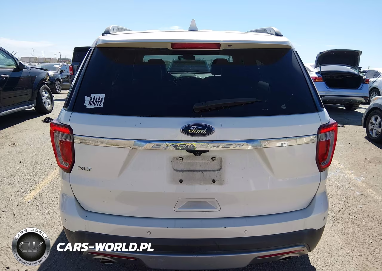 2016 Ford Explorer Xlt VIN:1FM5K7D82GGC22898 - 16
